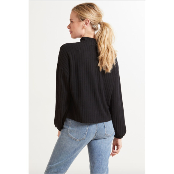 CHASER x EVEREVE NWT Black Ribbed Cutout Mock Neck Long Sleeve Top // M - Picture 2 of 11